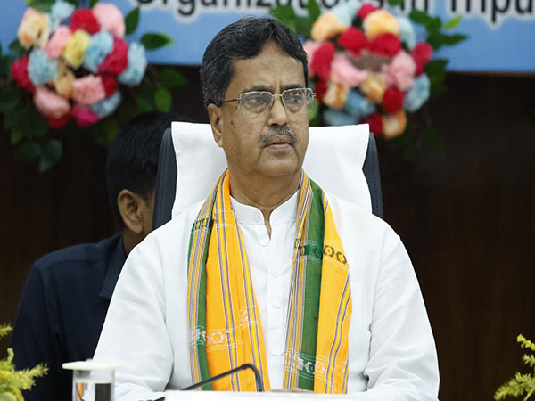 বিভিন্ন দপ্তরে চাকরি প্রদানের ব্যবস্থা করবে সরকারঃ মুখ্যমন্ত্রী