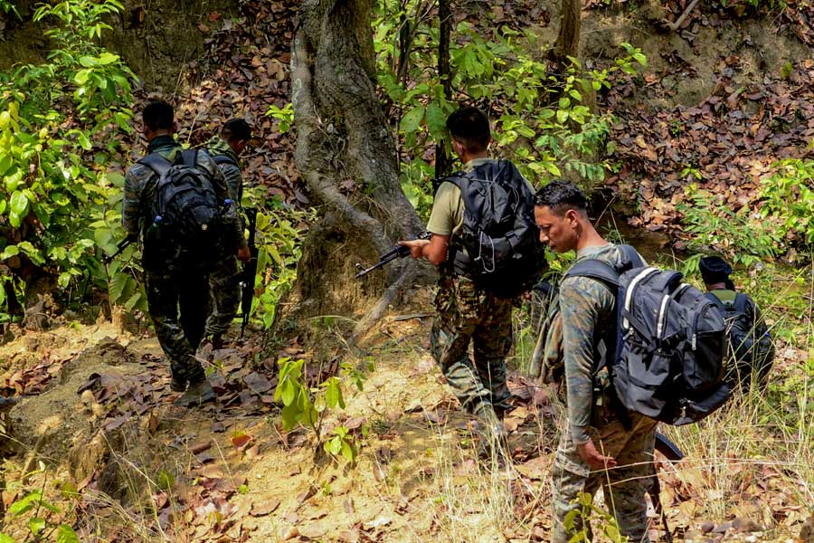 মাওবাদের বিরুদ্ধে ফের বড় সাফল্য নিরাপত্তাবাহিনীর